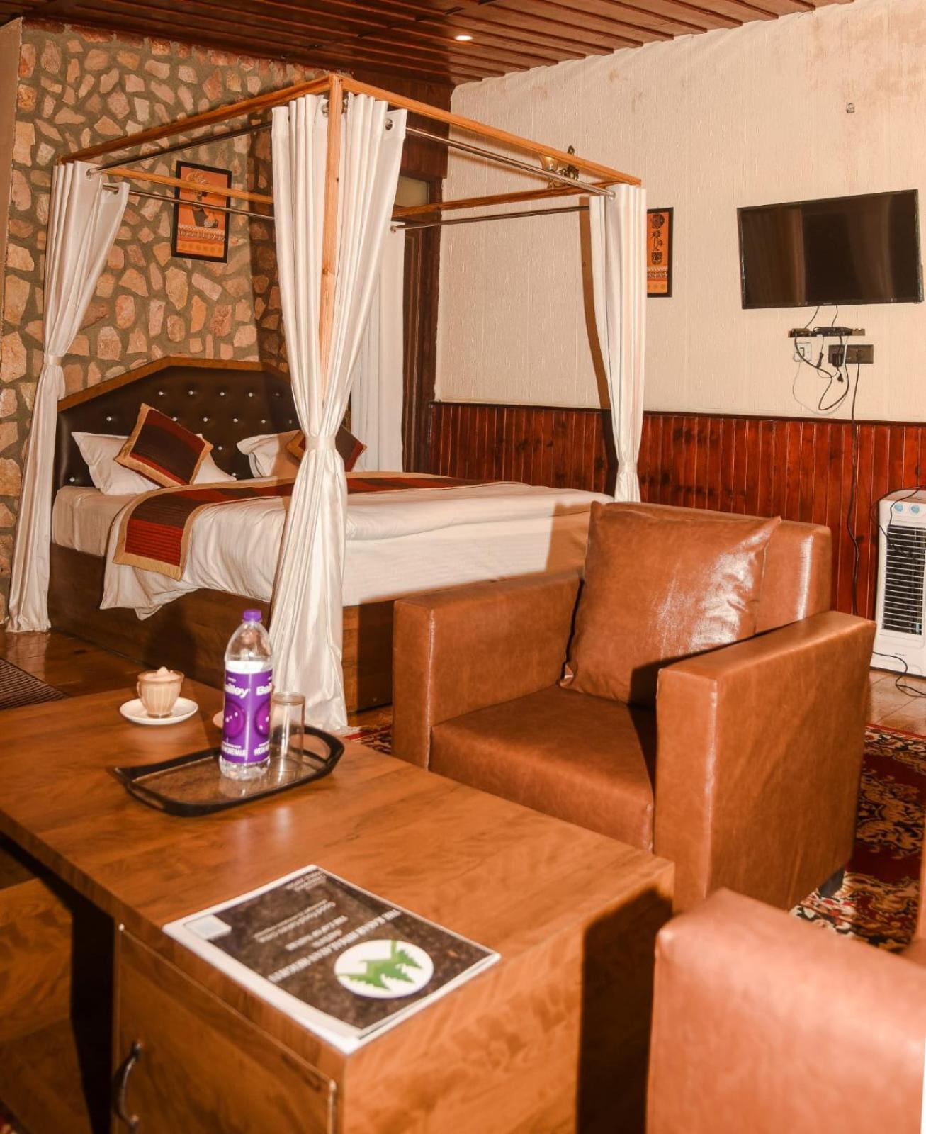 The Himalayan Heights Satya'S Kasardevi Hotell Almora Eksteriør bilde