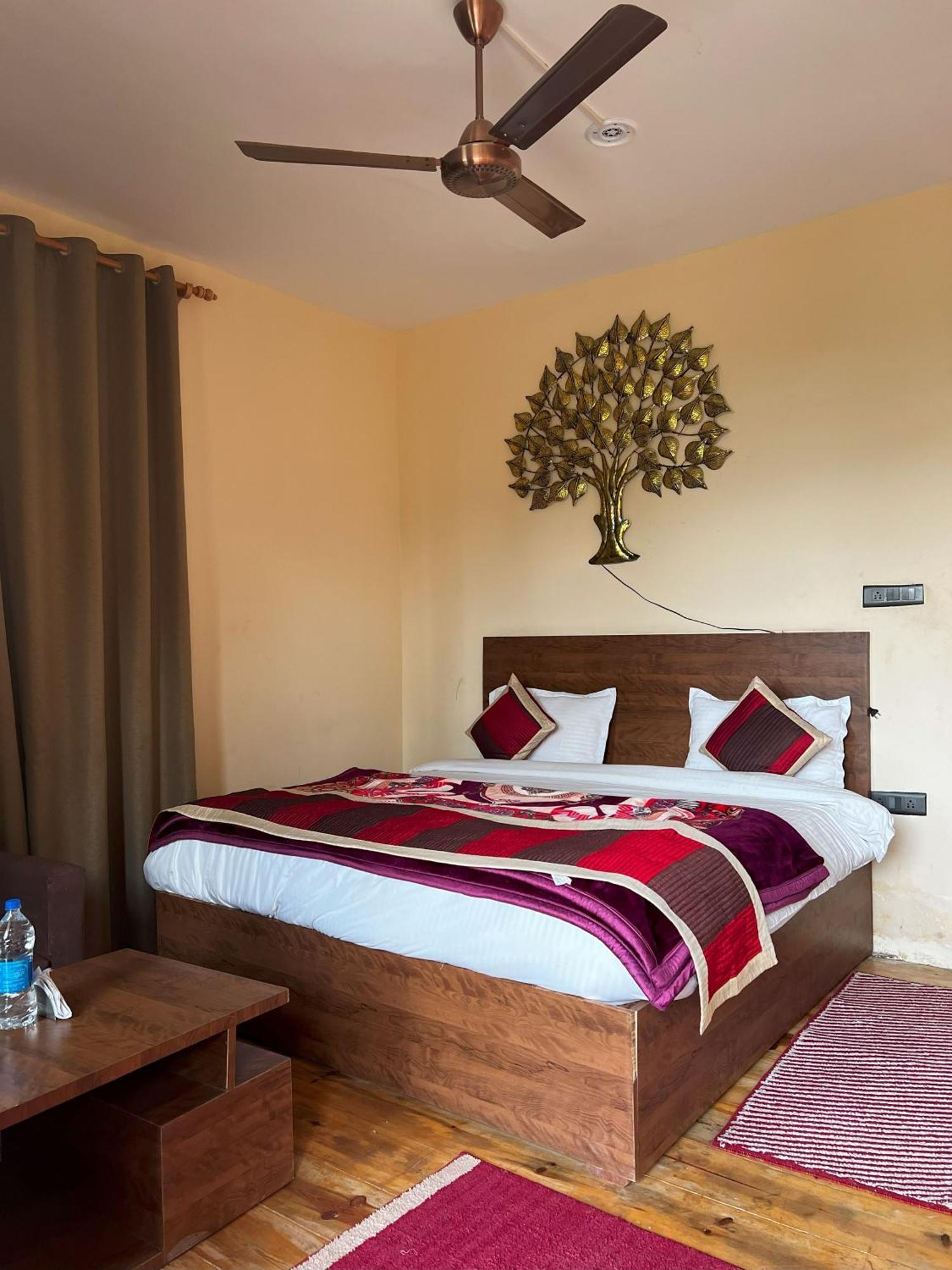 The Himalayan Heights Satya'S Kasardevi Hotell Almora Eksteriør bilde